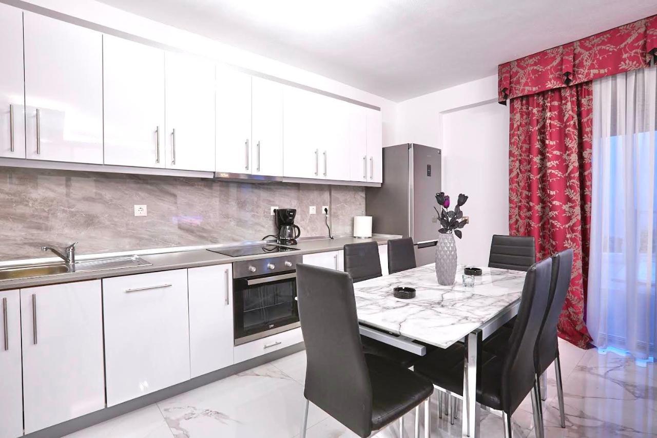 Earthy Boutique Luxurious House -Marble Luxury House Βίλα Παλιούρι Εξωτερικό φωτογραφία